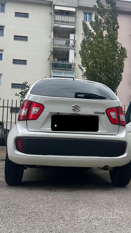Usata Suzuki Ignis 90 CV (66 kW) 2017 Bianco Utilitaria
