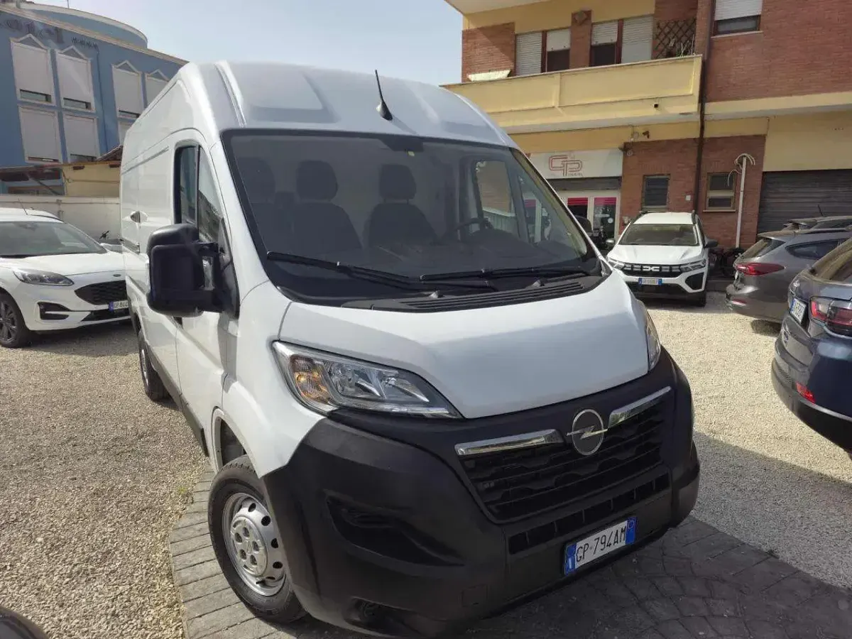 Usata Peugeot Boxer S 140 CV (102 kW) 2023 Bianco Furgone