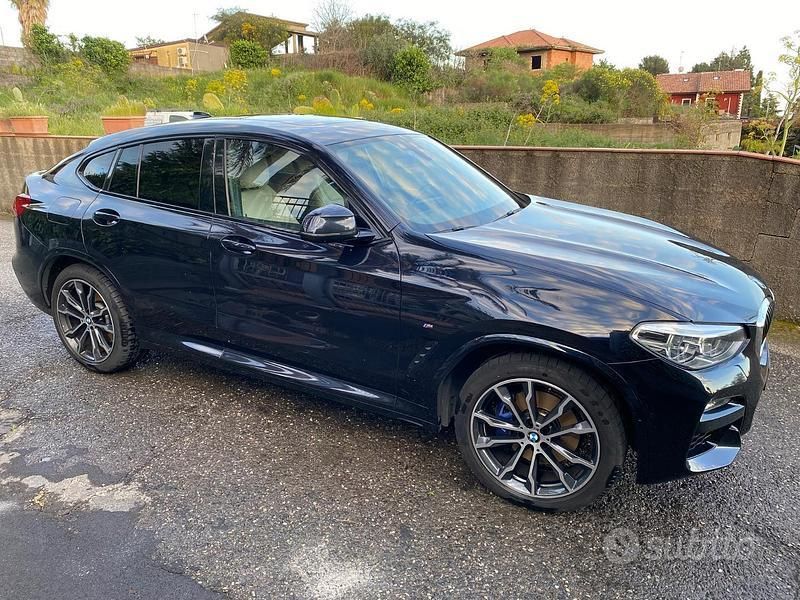Usata BMW X4 Comfort Edition 190 CV (139 kW) 2020 Blu/azzurro SUV