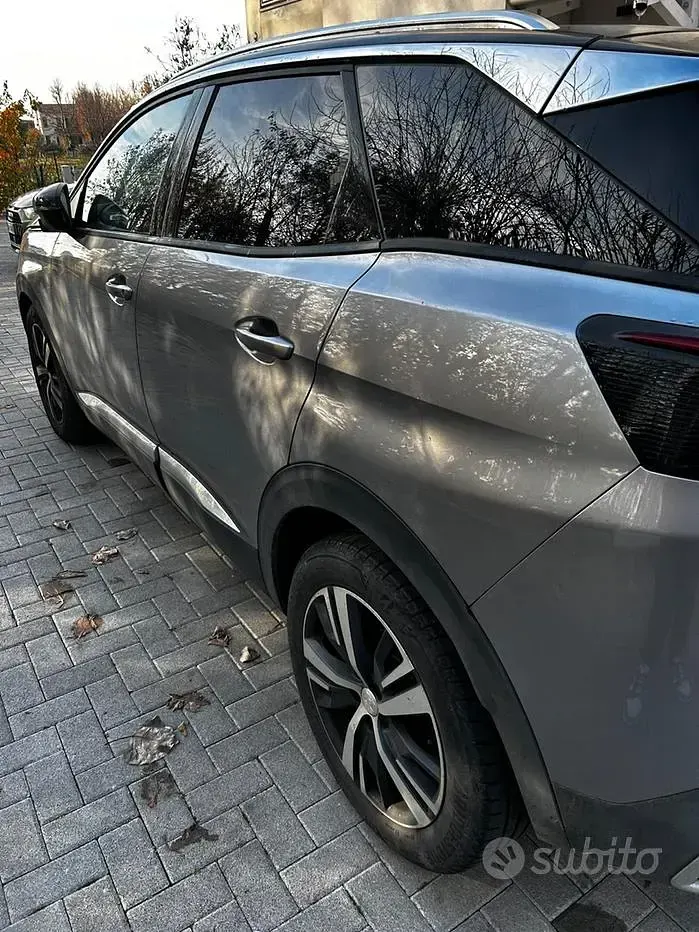 Usata Peugeot 3008 Active 120 CV (88 kW) 2018 Grigio SUV