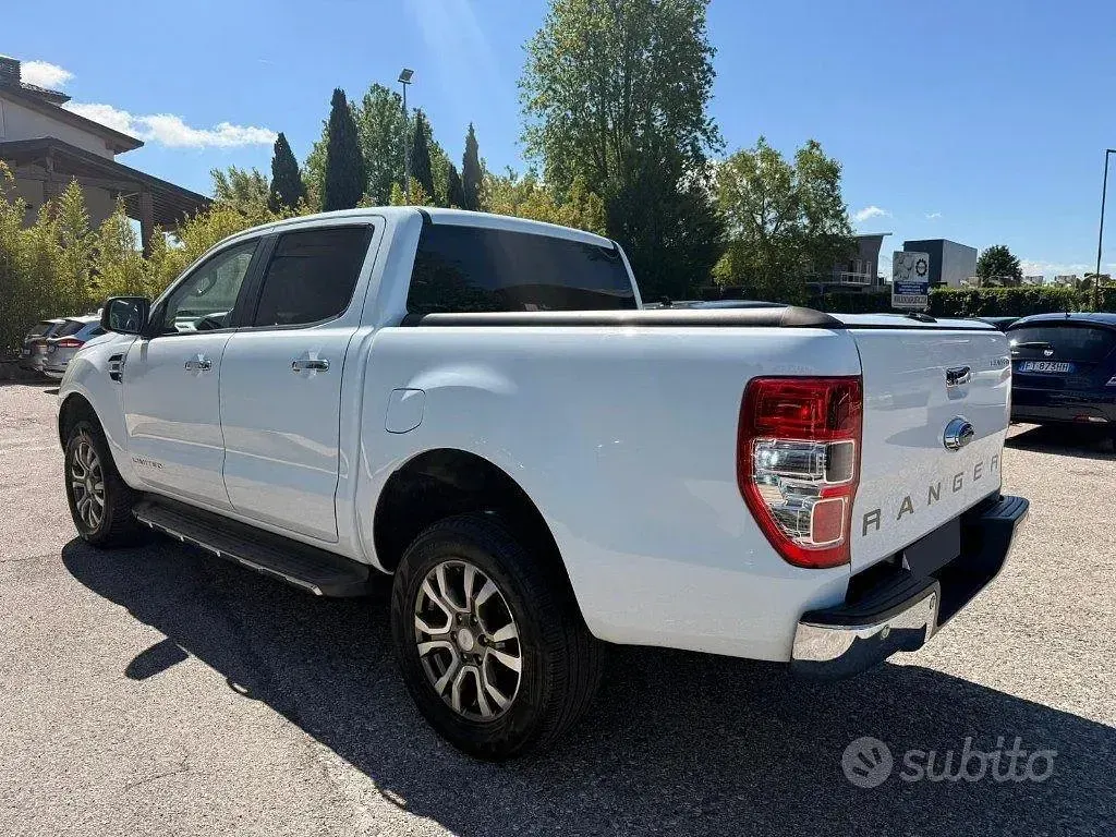 Usata Ford Ranger Limited 160 CV (117 kW) 2017 Bianco Pick-up