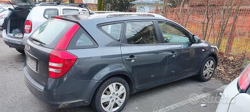 Usata Kia Ceed 109 CV (80 kW) 2009 Utilitaria