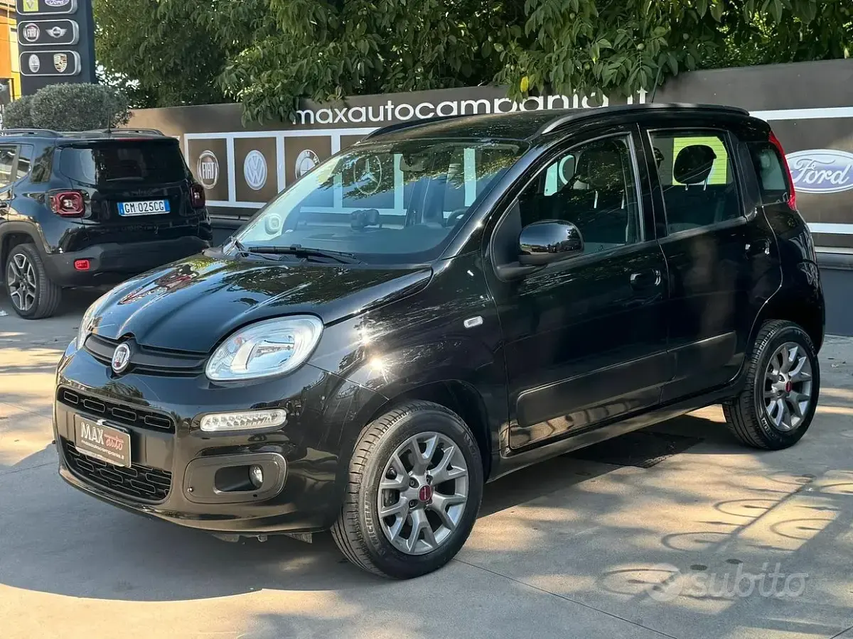 Usata Fiat Panda Lounge 70 CV (51 kW) 2019 Nero Utilitaria