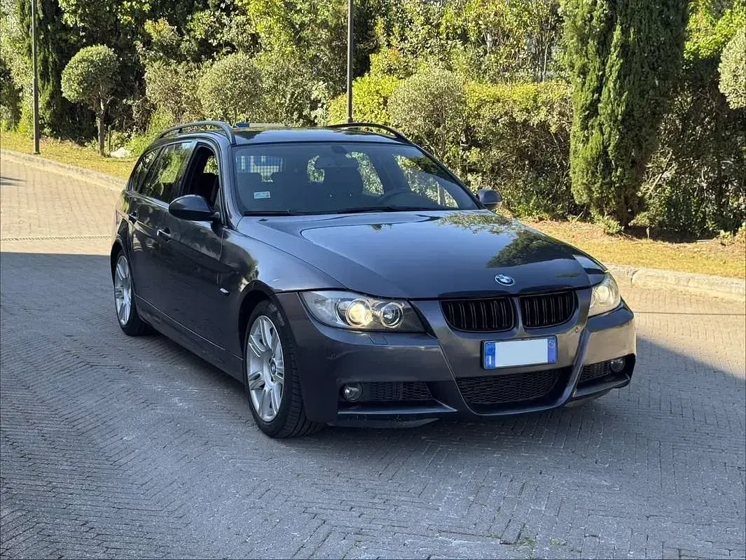Begagnad BMW 320 M Sport 163 HK (119 kW) 2007 Grå Kombi