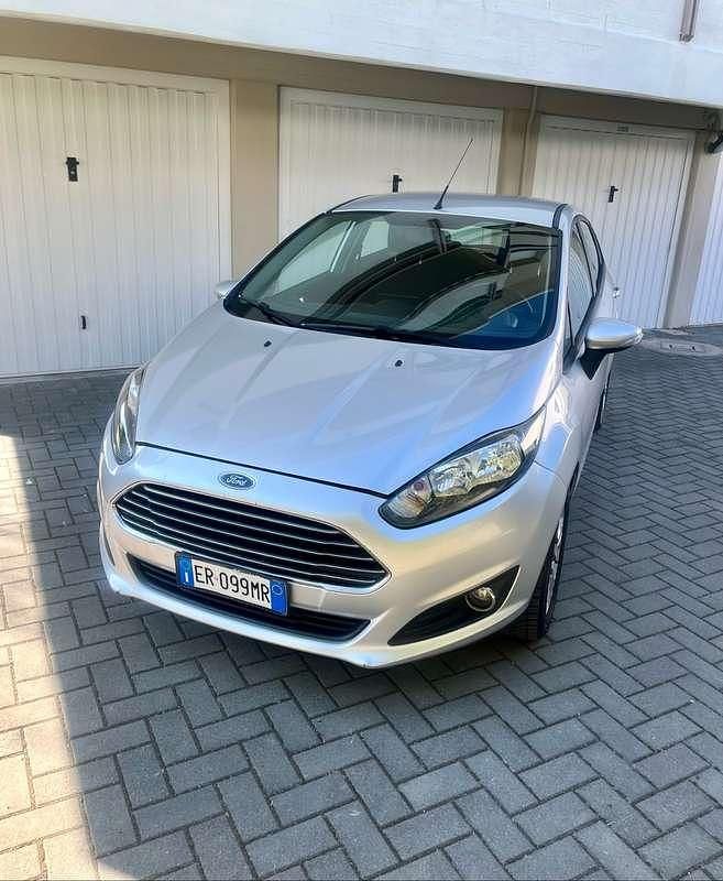 Usata Ford Fiesta Titanium 60 CV (44 kW) 2013 Utilitaria