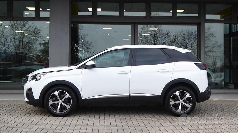 Occasion Peugeot 3008 Allure 120 ch (88 kW) 2017 Blanc SUV