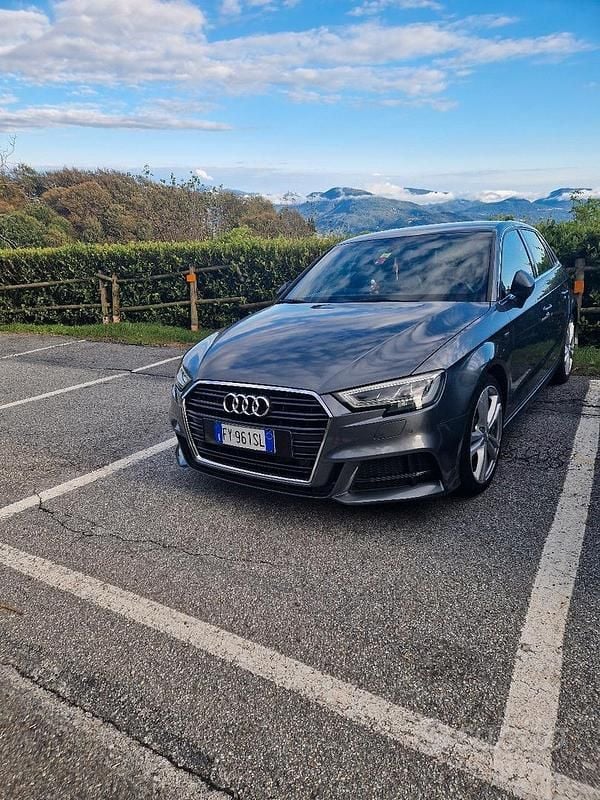 Usata Audi A3 150 CV (110 kW) 2019 Grigio Berlina