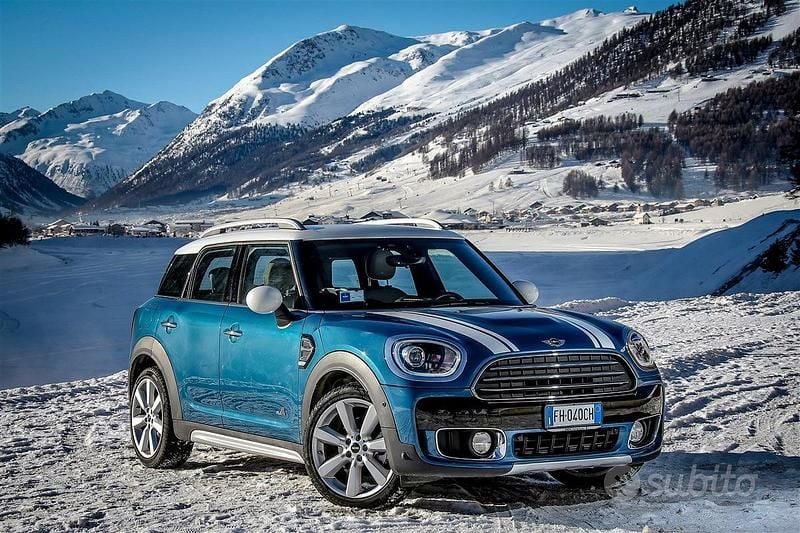 Usata Mini Cooper D Countryman Business 150 CV (110 kW) 2018 Grigio SUV