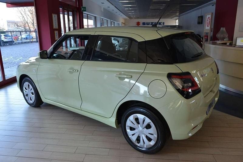 Nuova Suzuki Swift 83 CV (61 kW) 2025 Bianco artico Berlina