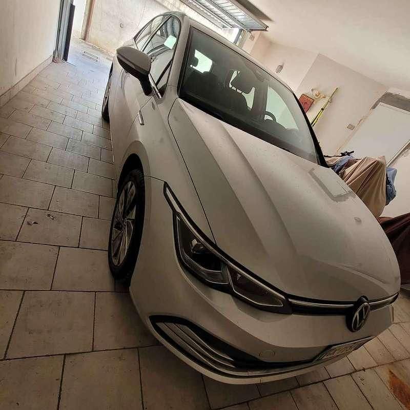 Usata VW Golf VIII Style 131 CV (96 kW) 2023 Argento Berlina