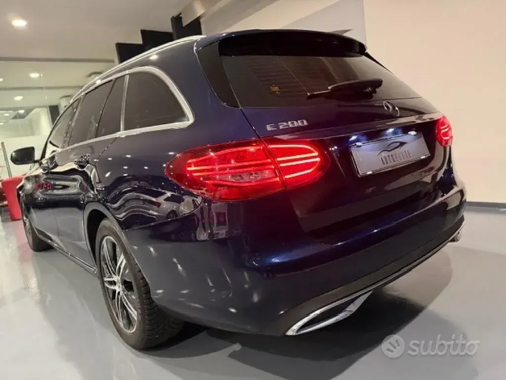 Usata Mercedes C200 Premium 184 CV (135 kW) 2020 Blu Station wagon