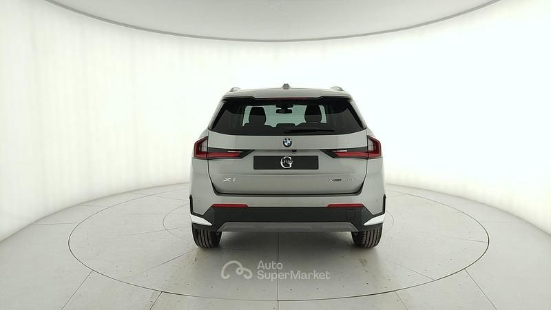 Nuova BMW X1 150 CV (110 kW) 2026 Argento SUV