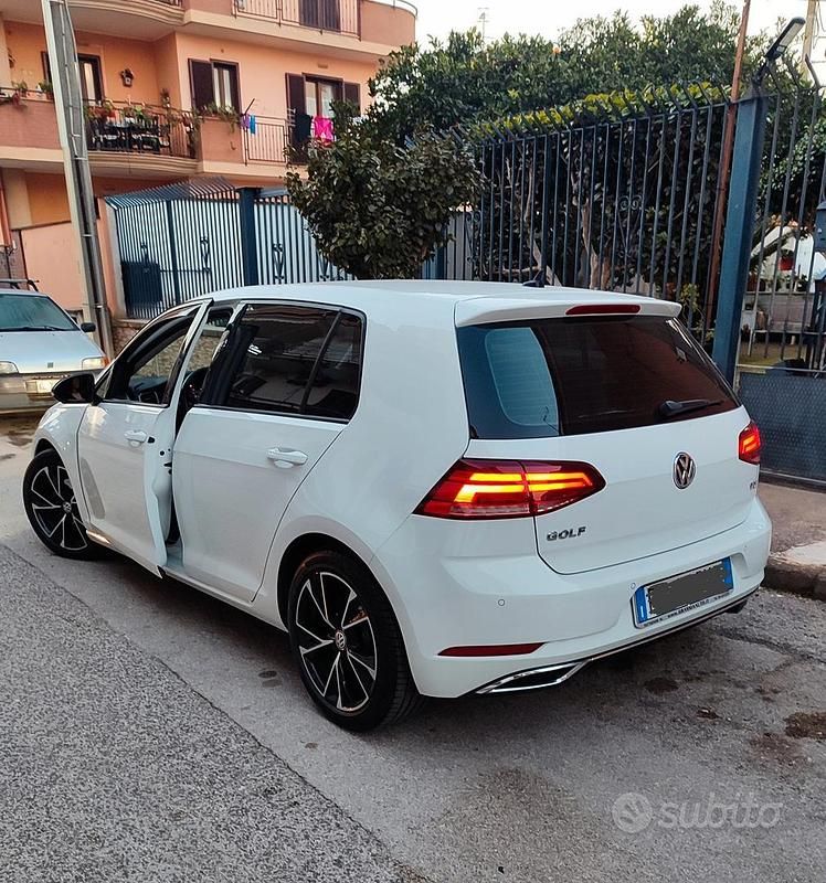 Usata VW Golf VII Highline 115 CV (84 kW) 2017 Bianco Berlina
