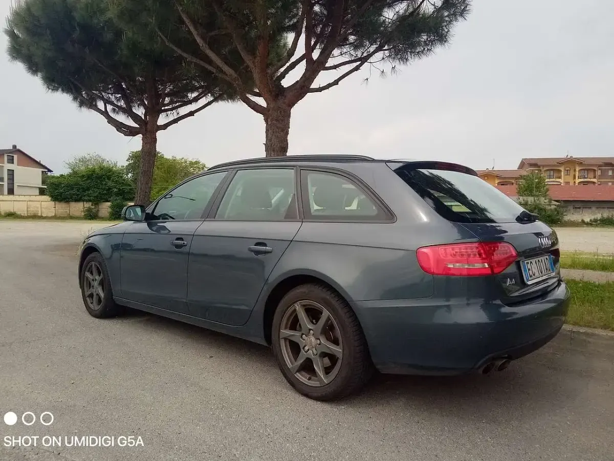 Usata Audi A4 Advanced 143 CV (105 kW) 2010 Grigio Station wagon
