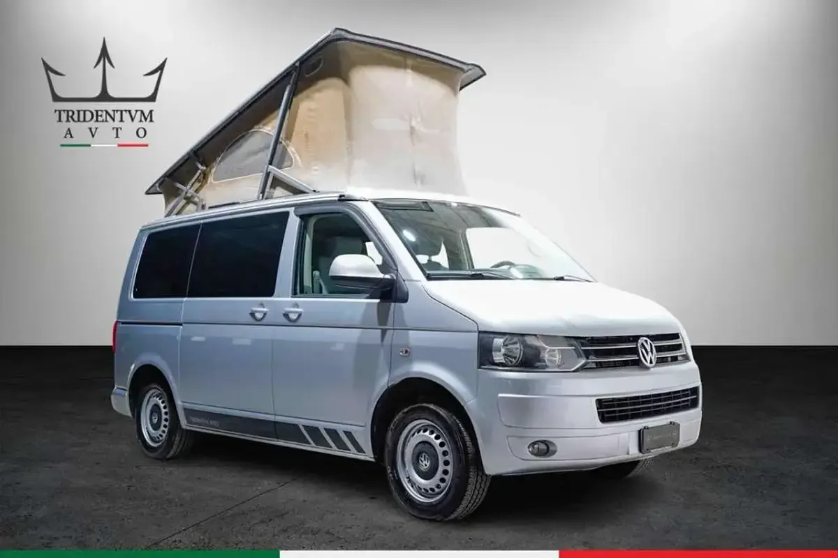 Usata VW California Comfortline 140 CV (102 kW) 2010 Argento Furgone