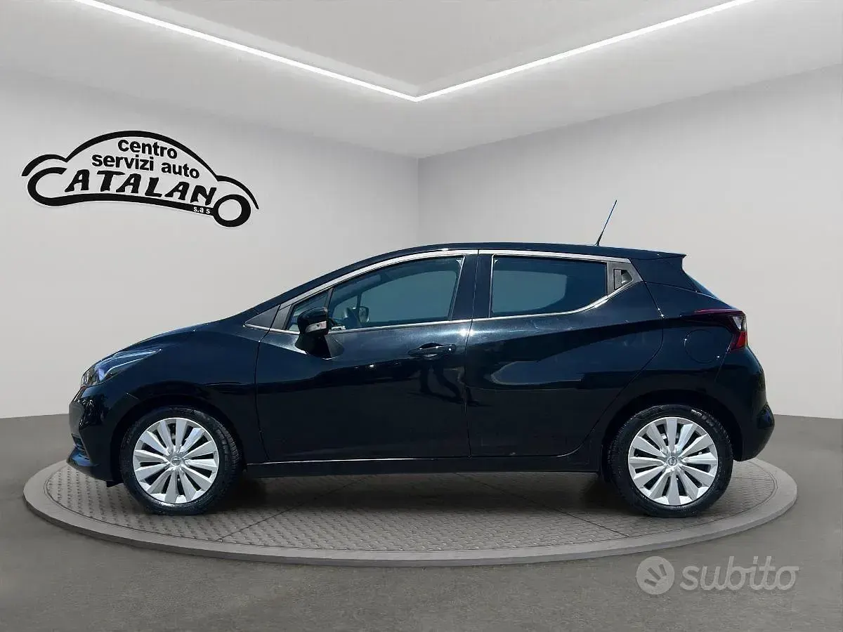 Usata Nissan Micra N-Connecta 90 CV (66 kW) 2017 Nero Utilitaria