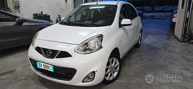 Bianco Usata 2014 Nissan Micra Visia Tre volumi | 5500 € (Buon prezzo) - Immagine 1/4