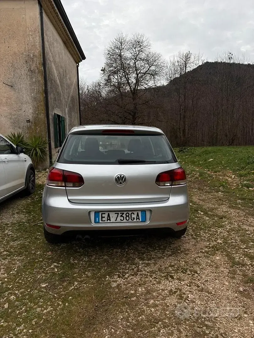 Usata VW Golf Highline 110 CV (80 kW) 2010 Grigio Monovolume