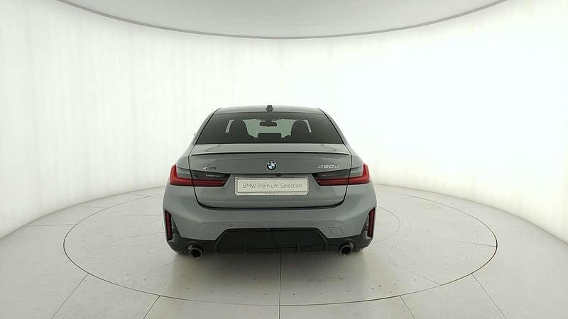 Usata BMW 320 M Sport 190 CV (139 kW) 2025 Grigio Berlina