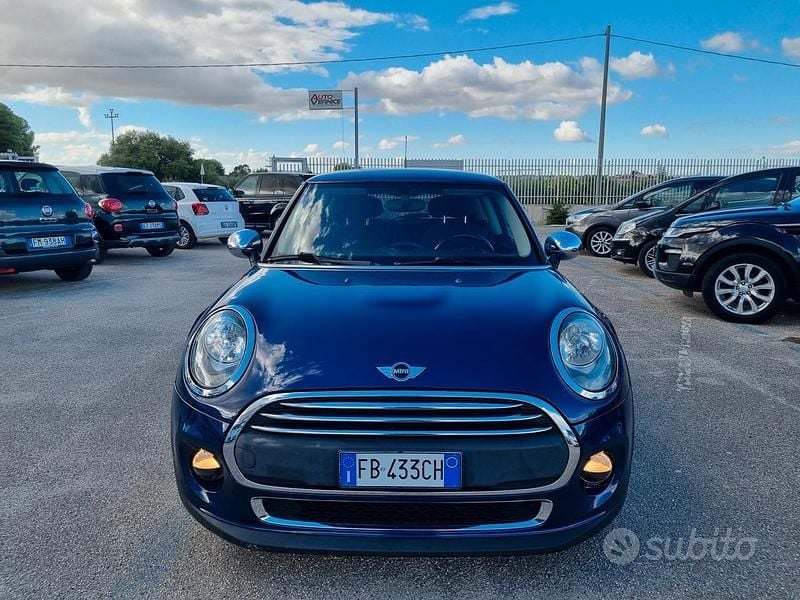 Usata Mini One D Business 95 CV (69 kW) 2015 Blu Utilitaria
