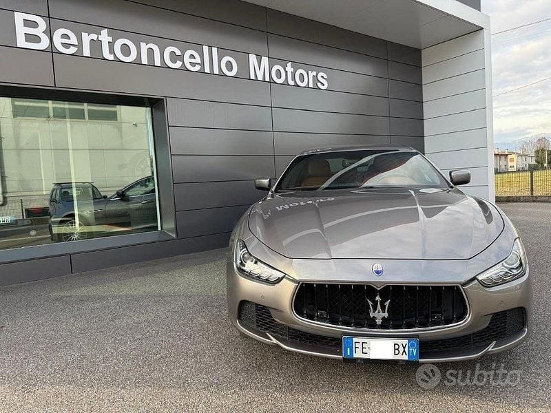 Usata Maserati Ghibli 250 CV (183 kW) 2016 Grigio Berlina
