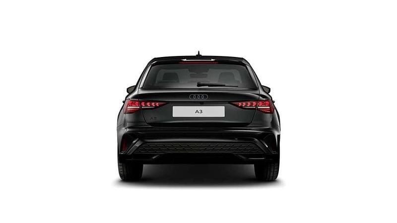 Nuova Audi A3 S-Line 150 CV (110 kW) 2026 Nero mito metallizzato Berlina