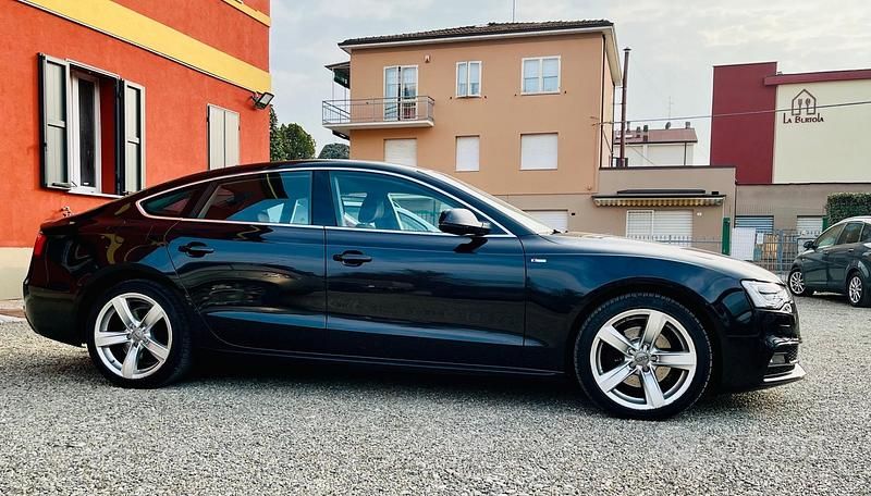 Usata Audi A5 Ambiente 177 CV (130 kW) 2014 Nero Coupé