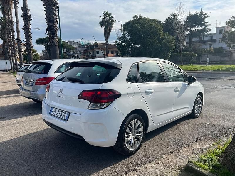 Usata Citroën C4 Business Class 100 CV (73 kW) 2017 Bianco Station wagon