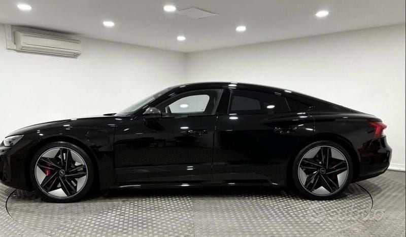 Nero Usata 2021 Audi e-tron GT quattro Tre volumi | 60.000 € (Ottimo prezzo) - Immagine 1/4
