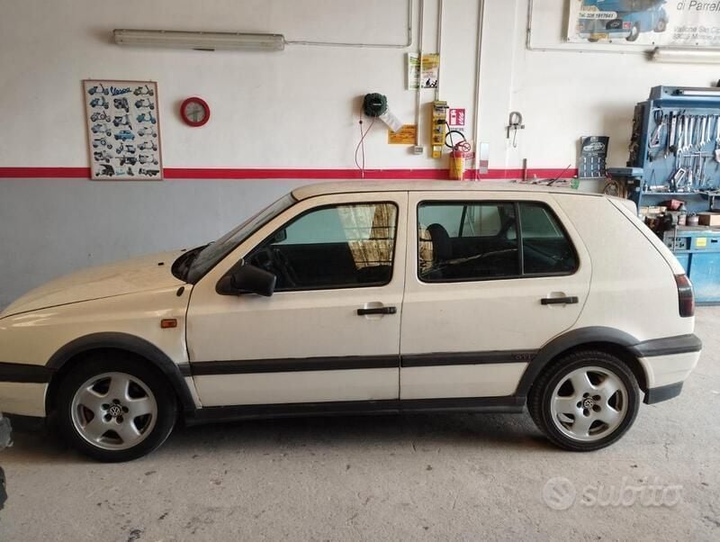 Usata VW Golf III 150 CV (110 kW) 1993 Bianco Berlina