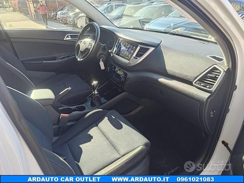 Usata Hyundai Tucson Comfort 116 CV (85 kW) 2015 Bianco SUV