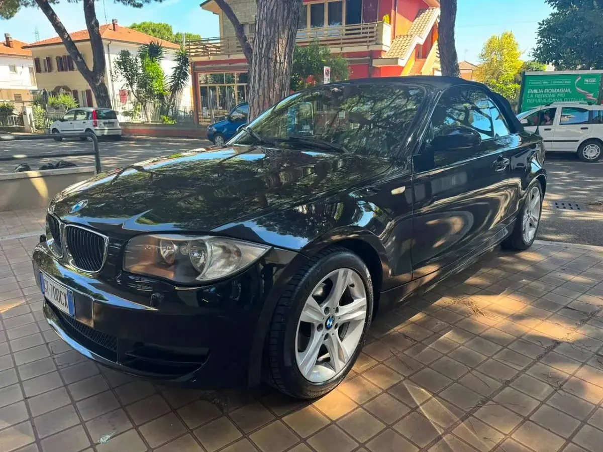 Usata BMW 120 Cabriolet 170 CV (125 kW) 2008 Nero Cabrio