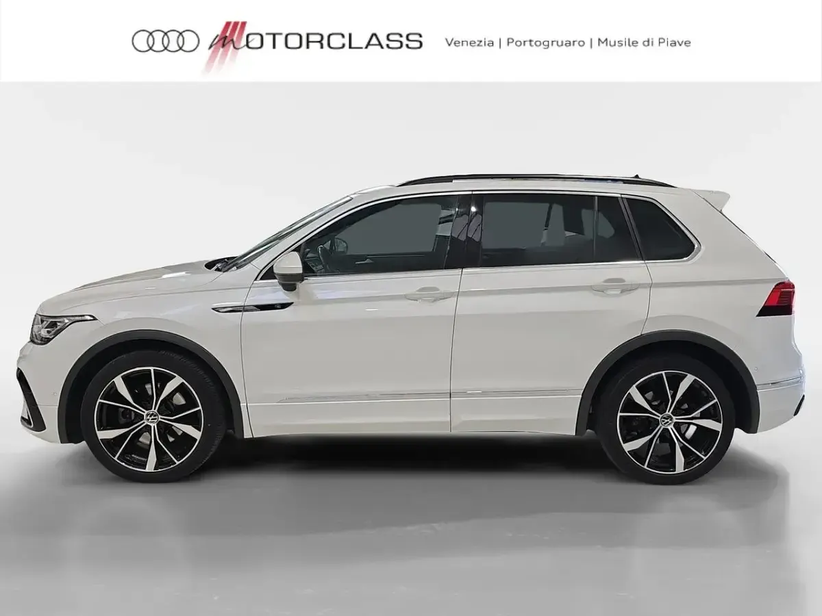 Usata VW Tiguan R-line 200 CV (147 kW) 2022 Bianco SUV