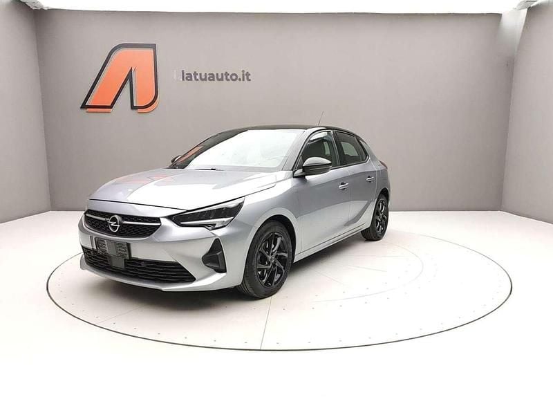 Usata Opel Corsa 100 CV (73 kW) 2023 Kontrast grey /tetto nero Utilitaria