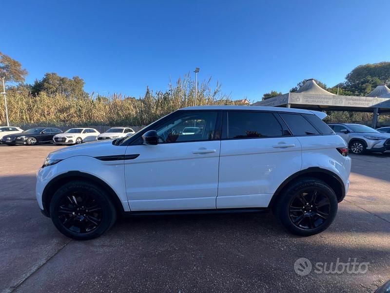 Bianco Usata 2018 Land Rover Range Rover evoque SE SUV | 14.999 € (Super prezzo) - Immagine 1/4