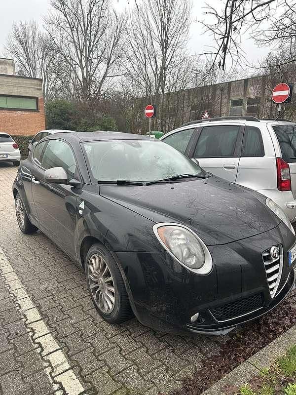 Usata Alfa Romeo MiTo Impression 70 CV (51 kW) 2014 Utilitaria