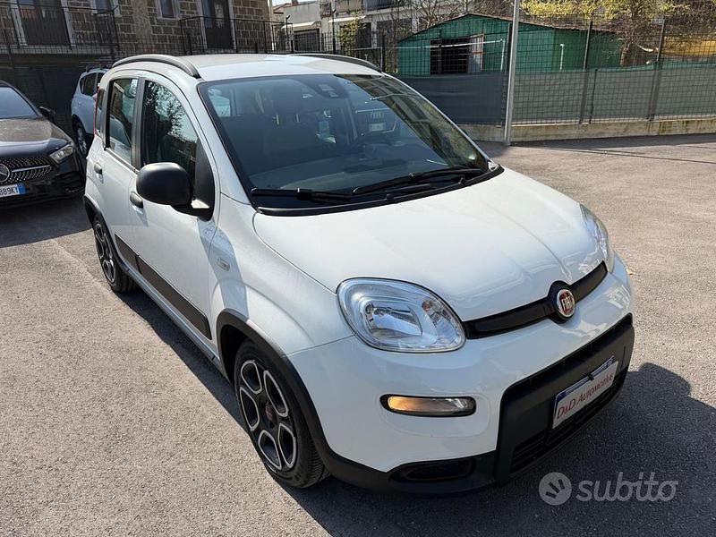 Usata Fiat Panda City Life 69 CV (50 kW) 2021 Bianco pastello Utilitaria