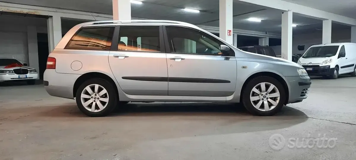 Usata Fiat Stilo Dynamic 120 CV (88 kW) 2008 Grigio Station wagon