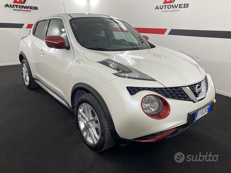 Usata Nissan Juke Tekna 110 CV (80 kW) 2015 Bianco SUV