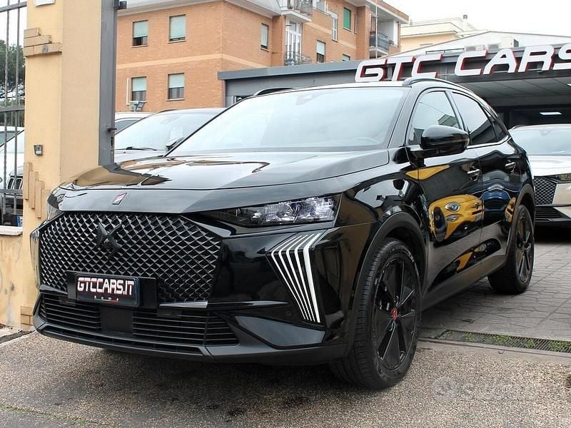 Usata DS Automobiles DS7 Crossback Performance 131 CV (96 kW) 2023 Nero perla metallizzato SUV