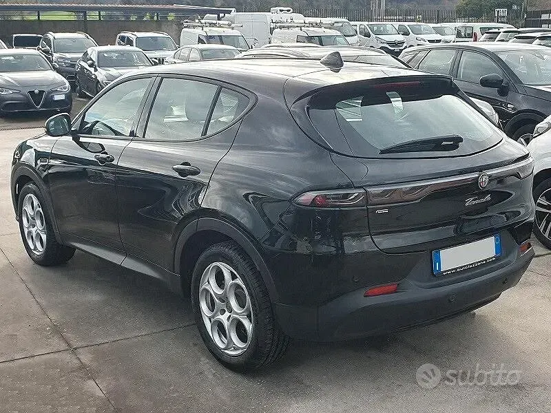 Usata Alfa Romeo Tonale Super 131 CV (96 kW) 2023 Nero SUV