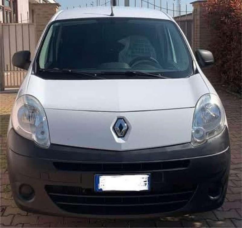 Bianco Usata 2013 Renault Kangoo Monovolume | 7500 € (Buon prezzo) - Immagine 1/4