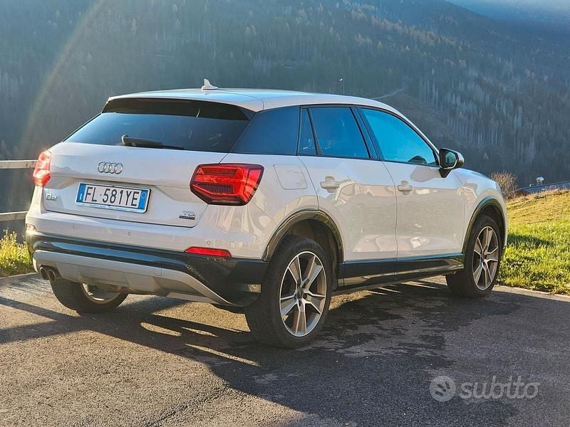 Usata Audi Q2 Design 150 CV (110 kW) 2017 Bianco SUV