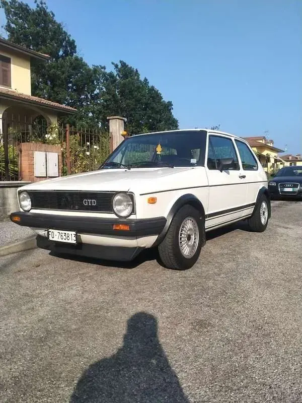 Usata VW Golf I GTD 70 CV (51 kW) 1982 Bianco Utilitaria