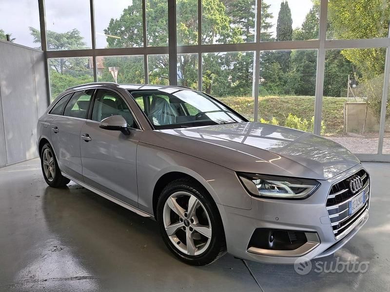 Grigio Usata 2021 Audi A4 Station wagon | 21.500 € (Ottimo prezzo) - Immagine 1/4