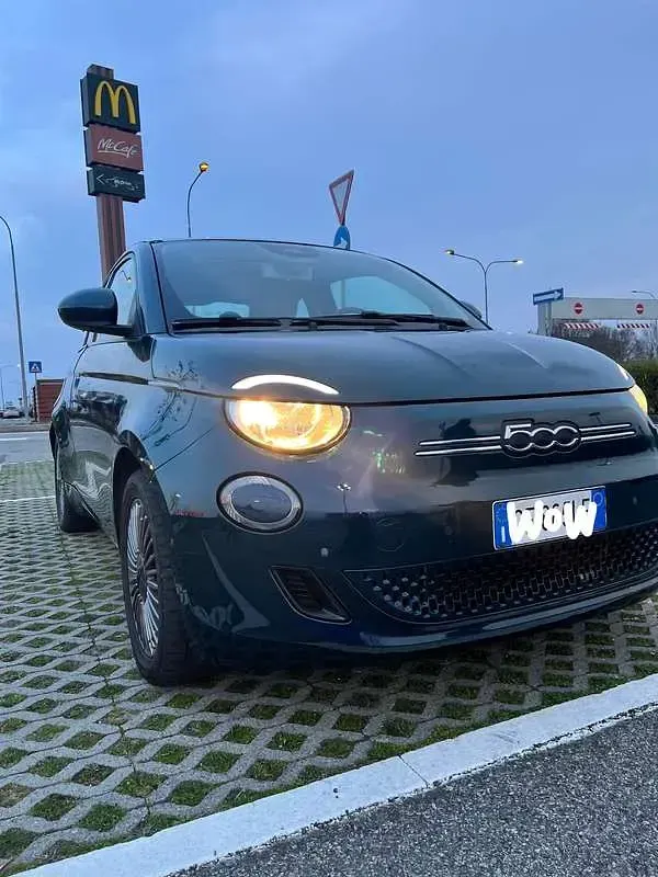 Usata Fiat 500e Icon 42 kW (58 CV) 2021 Utilitaria