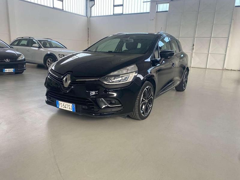 Usata Renault Clio GrandTour 90 CV (66 kW) 2018 Nero Station wagon