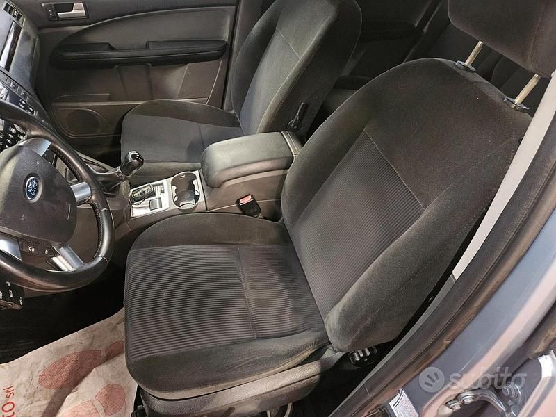 Usata Ford C-MAX Ghia 116 CV (85 kW) 2006 Blu Monovolume