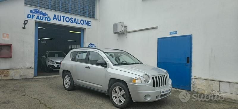 Usata Jeep Compass 140 CV (102 kW) 2008 Grigio SUV