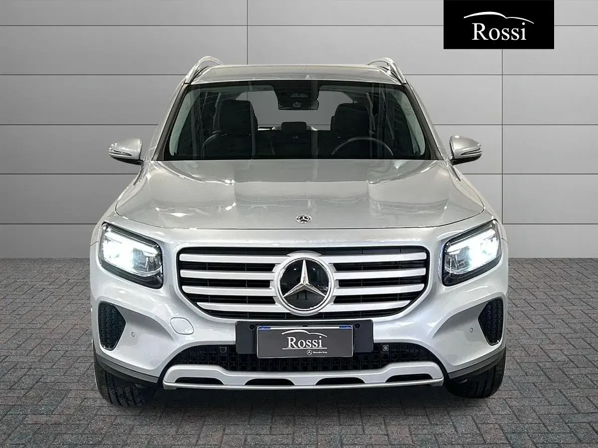 Usata Mercedes GLB180 Advanced 116 CV (85 kW) 2025 Argento hightech SUV